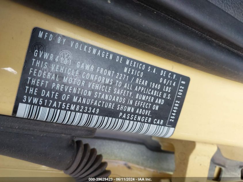 2014 Volkswagen Beetle 1.8T VIN: 3VW517AT5EM823349 Lot: 39629423