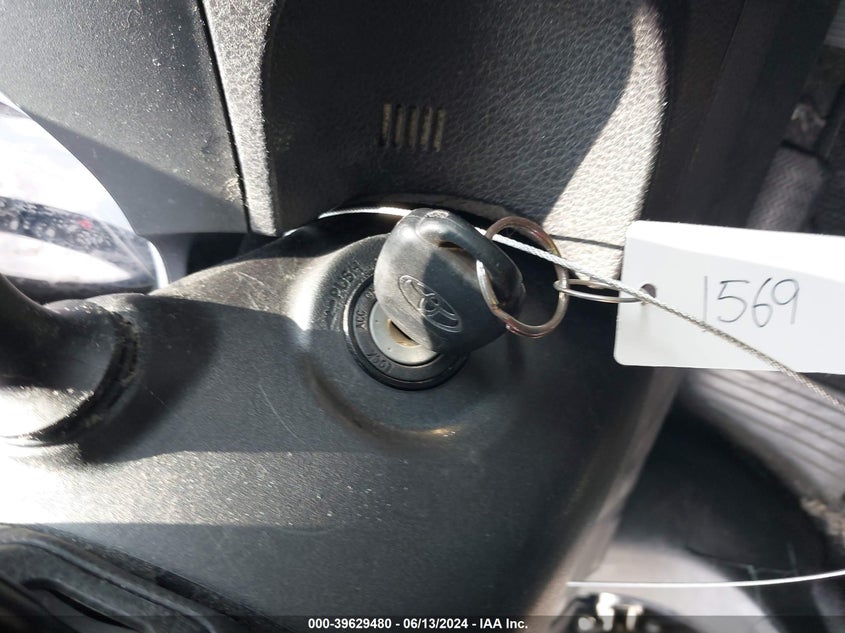 2015 Toyota Corolla S Plus VIN: 5YFBURHE5FP274374 Lot: 39629480