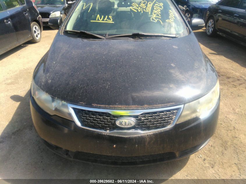 2013 Kia Forte Ex VIN: KNAFU4A25D5721717 Lot: 39629582