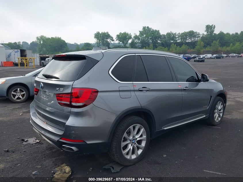 2018 BMW X5 XDRIVE35I VIN: 5UXKR0C56J0X88837