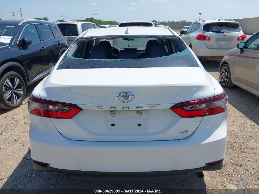 4T1C11AKXNU045880 2022 Toyota Camry Le