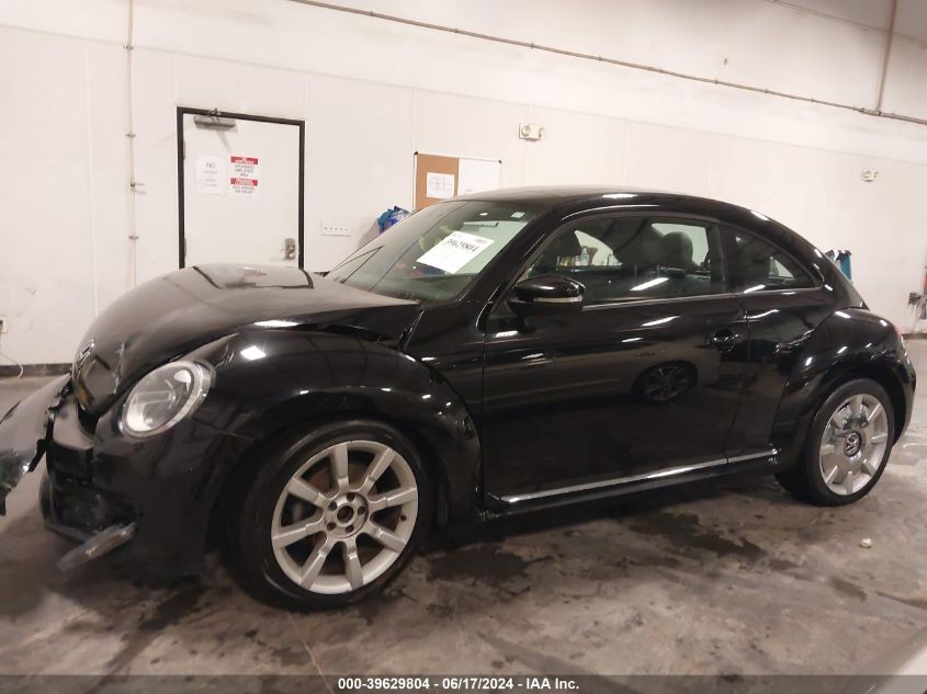 2012 Volkswagen Beetle 2.5L VIN: 3VWJP7AT4CM659893 Lot: 39629804