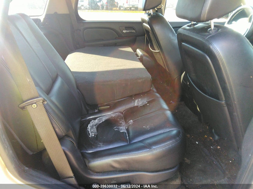 2007 Chevrolet Tahoe Lt VIN: 1GNFK13057R114692 Lot: 39630032