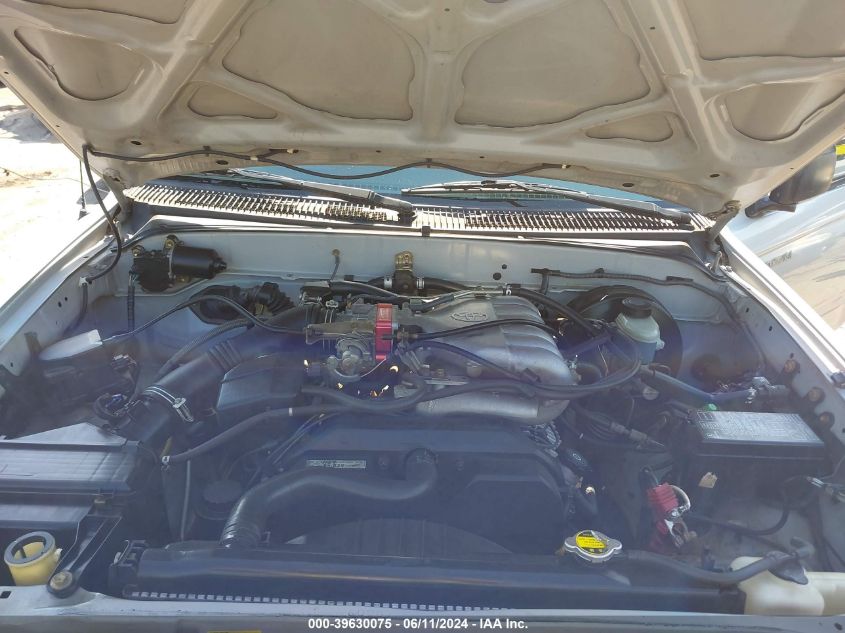 2002 Toyota Tacoma Prerunner V6 VIN: 5TEGN92N62Z081800 Lot: 39630075