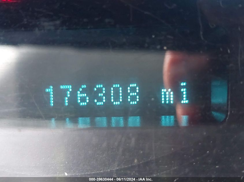 2011 Ford Fusion Se VIN: 3FAHP0HA4BR333886 Lot: 39630444