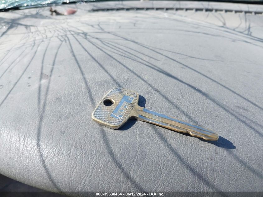 2001 Chevrolet Geo Prizm Lsi VIN: 1Y1SK52861Z401970 Lot: 39630464