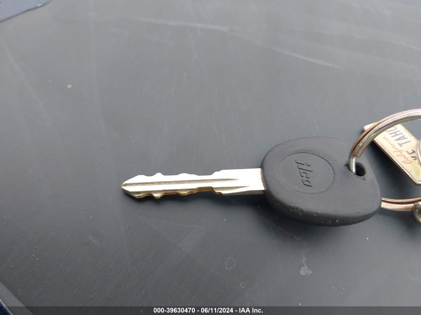 2002 Chevrolet Silverado 1500 Ls VIN: 2GCEC19T221116212 Lot: 39630470