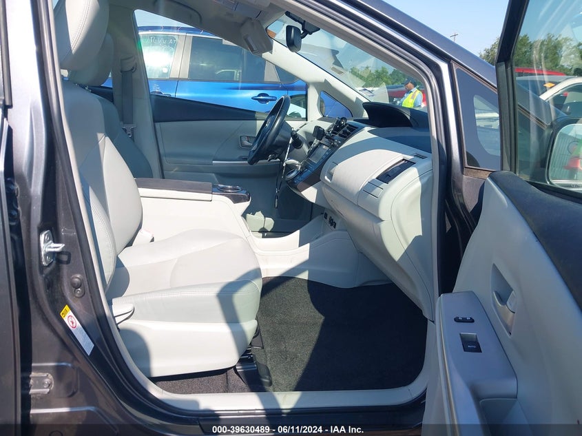 2013 Toyota Prius V Five VIN: JTDZN3EUHD3212042 Lot: 39630489