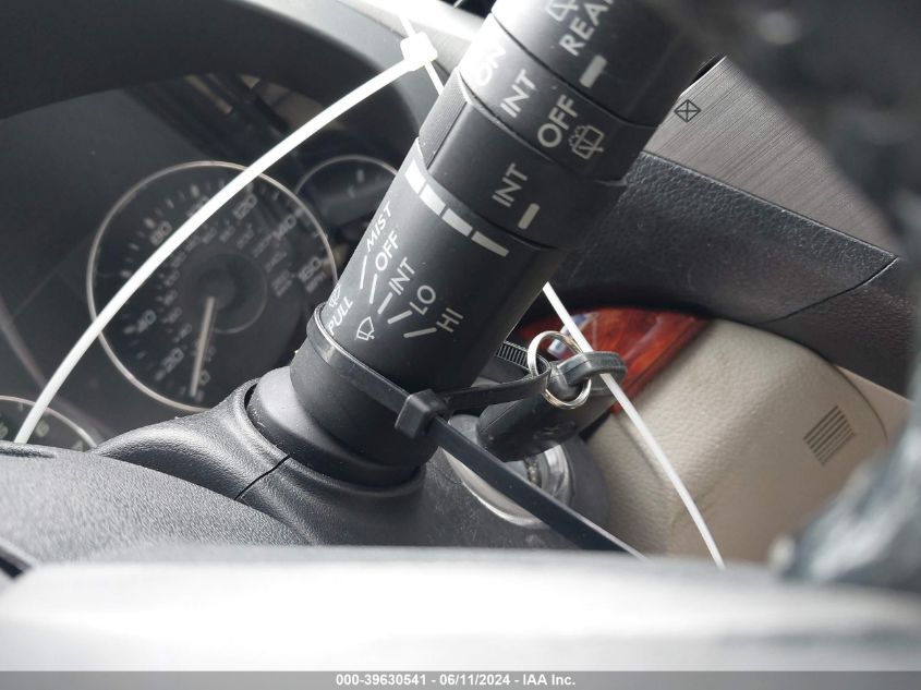 2011 Subaru Outback 3.6R Limited VIN: 4S4BRDKC8B2328458 Lot: 39630541