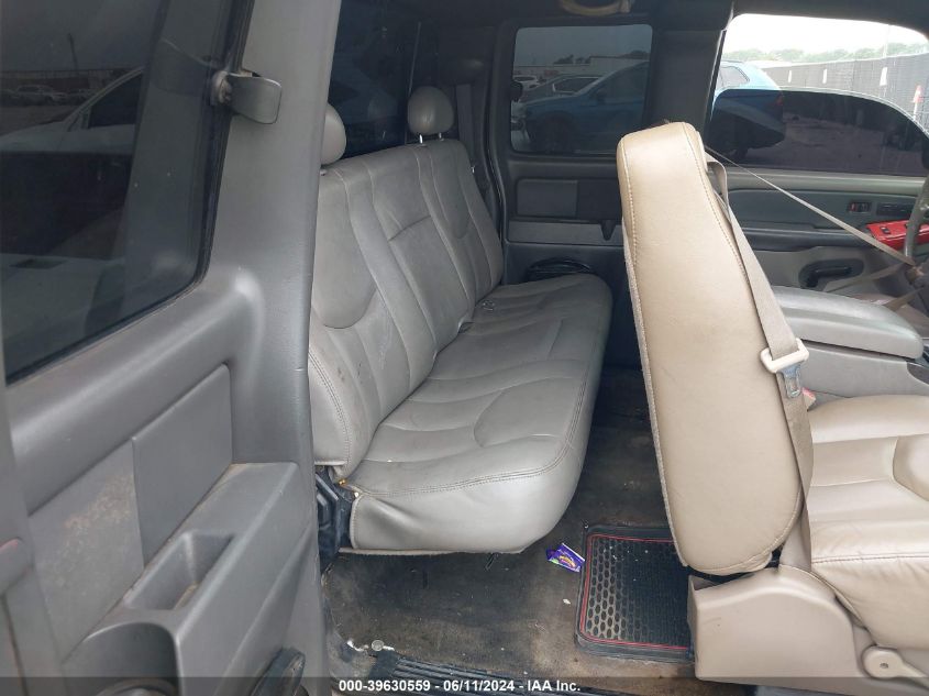 2005 GMC Sierra 1500 Sle VIN: 2GTEC19V651328603 Lot: 39630559