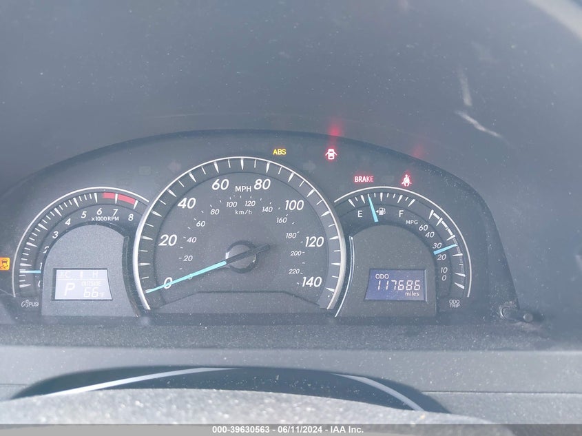 2012 Toyota Camry Le VIN: 4T4BF1FK1CR180870 Lot: 39630563