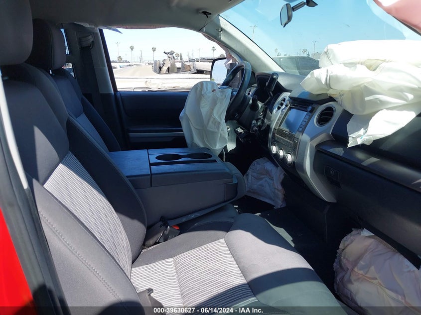 2017 TOYOTA TUNDRA DOUBLE CAB SR/SR5 - 5TFRM5F18HX112573