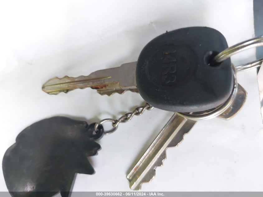 2002 Chevrolet Silverado 2500Hd VIN: 1GCHC29U92E105864 Lot: 39630662