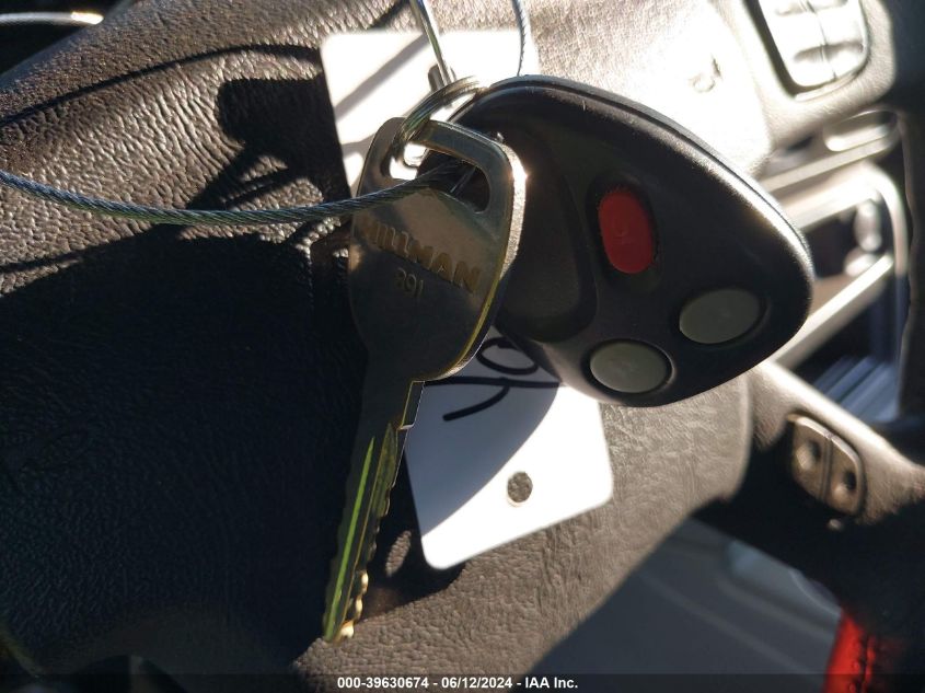 2004 Chevrolet Tahoe Lt VIN: 1GNEC13TX4R214365 Lot: 39630674