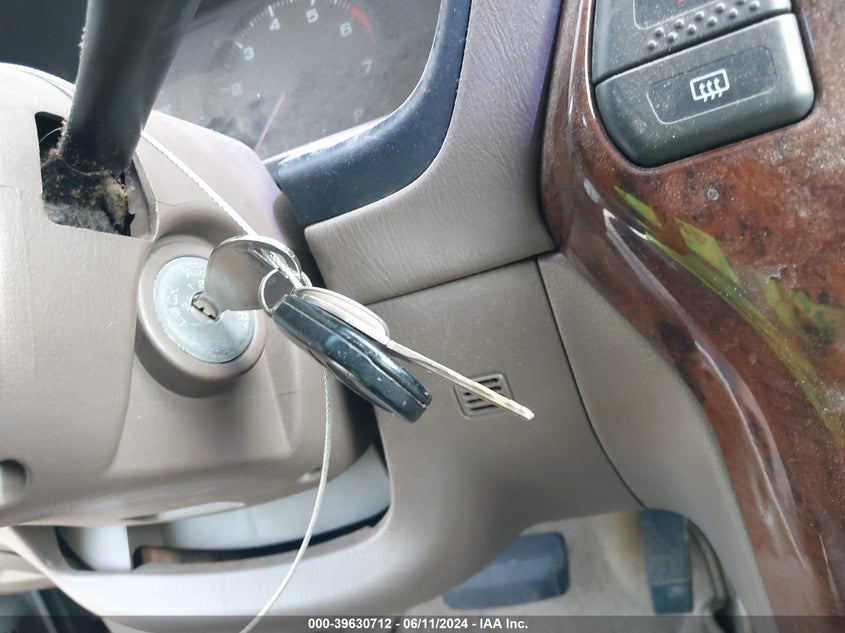 1997 Nissan Pathfinder Le/Xe VIN: JN8AR05S4VW116282 Lot: 39630712