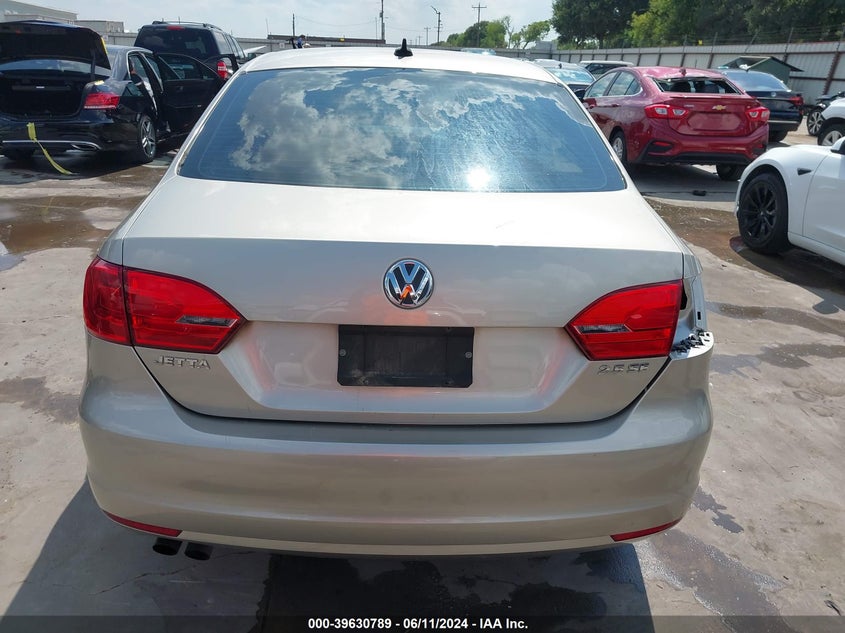 2012 Volkswagen Jetta 2.5L Se VIN: 3VWDX7AJ7CM468092 Lot: 39630789