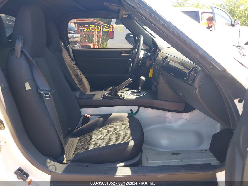 2008 Mazda Mx-5 Miata Sport VIN: JM1NC25F580154107 Lot: 39631052