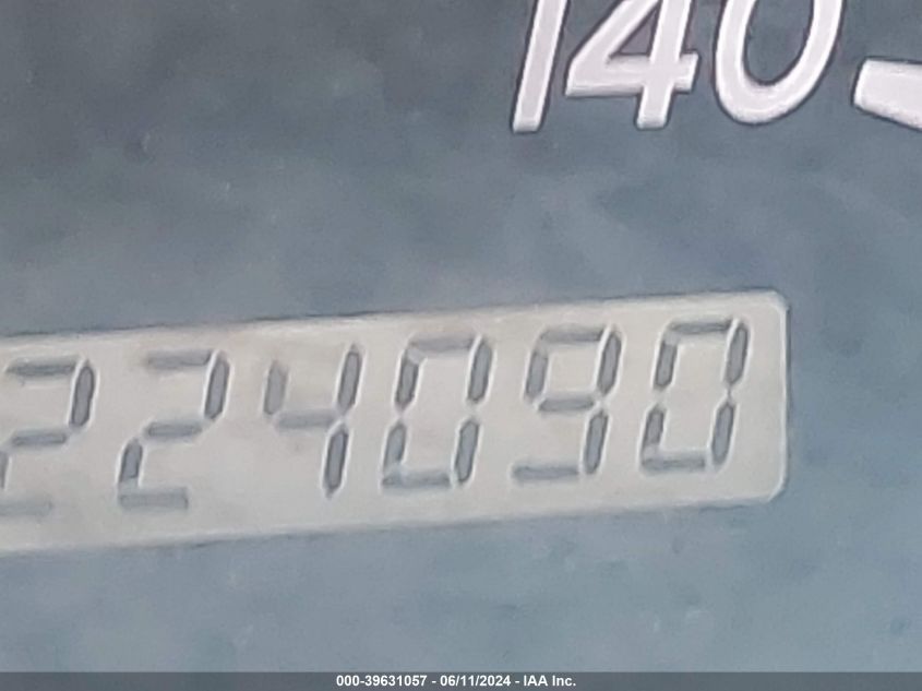 2005 Toyota Camry Le VIN: 4Z1BE32K35U579653 Lot: 39631057