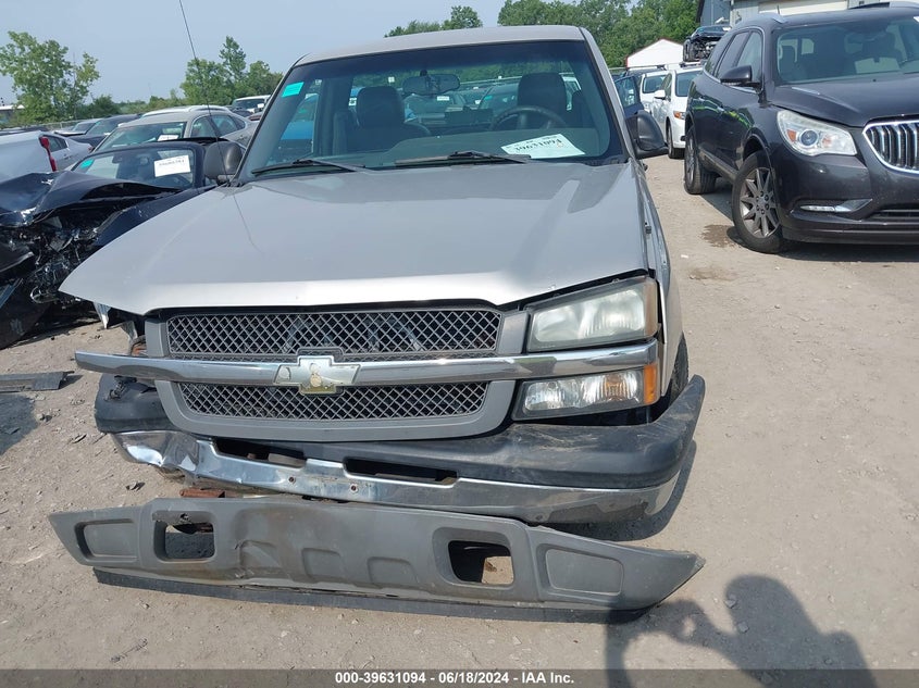 2005 Chevrolet Silverado 1500 Work Truck VIN: 1GCEC14V45Z352252 Lot: 39631094