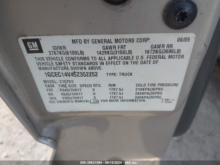 2005 Chevrolet Silverado 1500 Work Truck VIN: 1GCEC14V45Z352252 Lot: 39631094