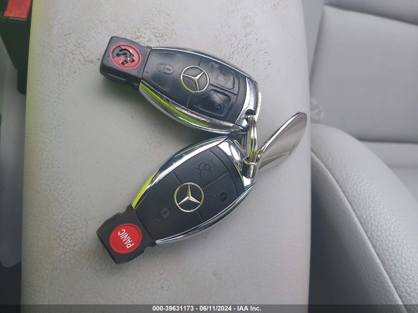 2007 Mercedes-Benz C 230 Sport VIN: WDBRF52H37F914657 Lot: 39631173