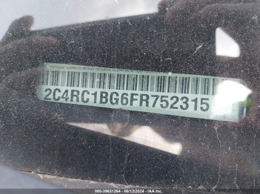 2015 Chrysler Town & Country Touring VIN: 2C4RC1BG6FR752315 Lot: 39631264