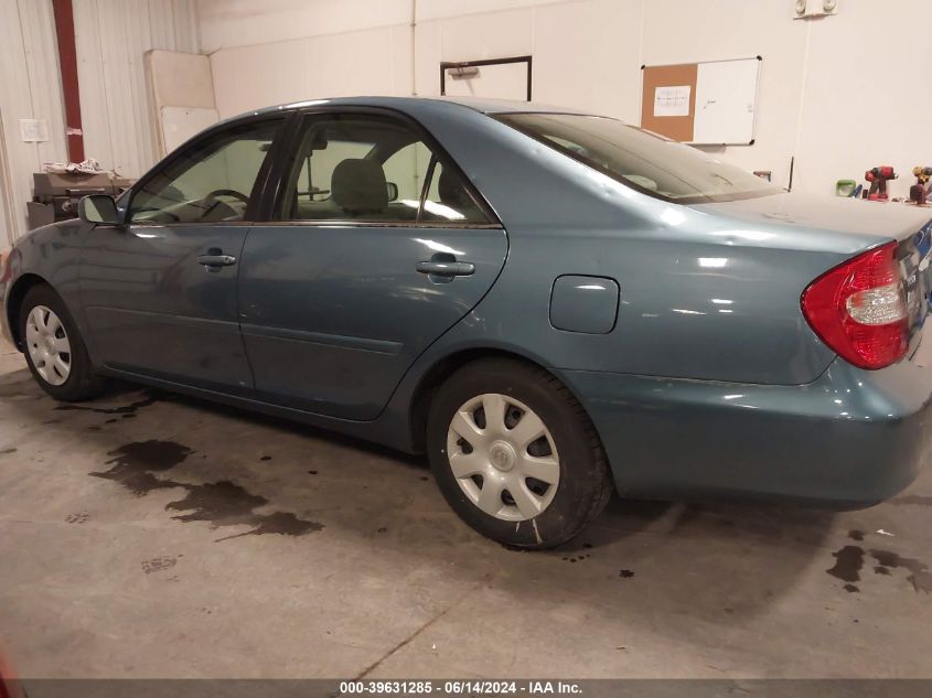 2004 Toyota Camry Le VIN: 4T1BE32K94U889742 Lot: 39631285