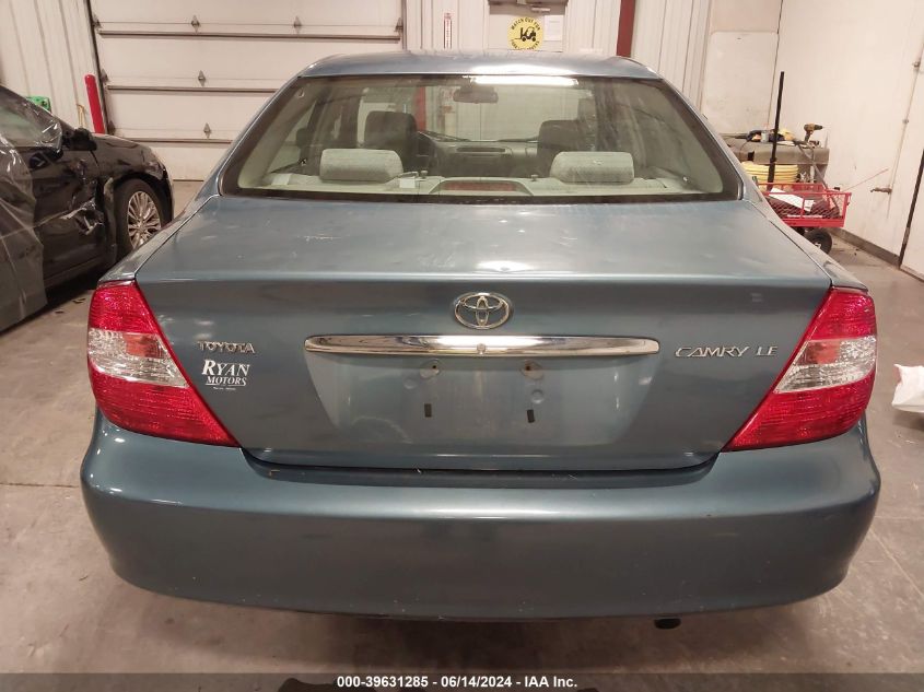 2004 Toyota Camry Le VIN: 4T1BE32K94U889742 Lot: 39631285