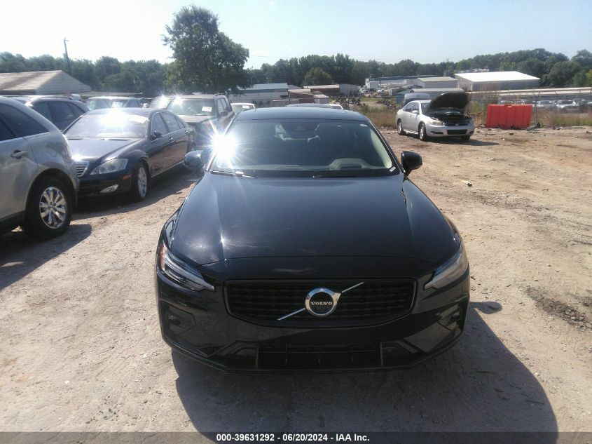 2022 Volvo S60 B5 Black Edition Momentum/B5 Inscription/B5 Momentum VIN: 7JRL12TZ8NG189593 Lot: 39631292