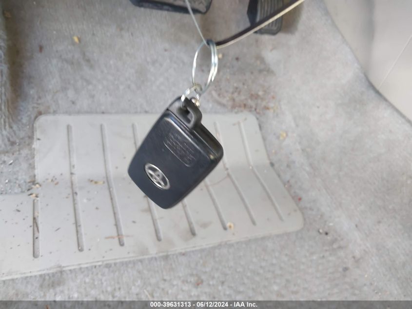 2010 Toyota Prius Iii VIN: JTDKN3DU5A1086779 Lot: 39631313