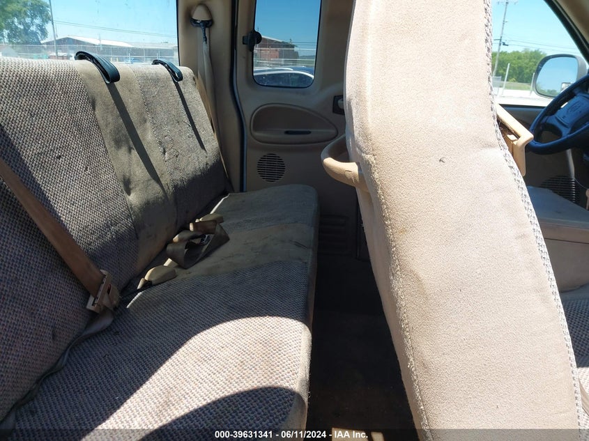 2001 Dodge Ram 1500 St VIN: 1B7HC13Z51J576284 Lot: 39631341