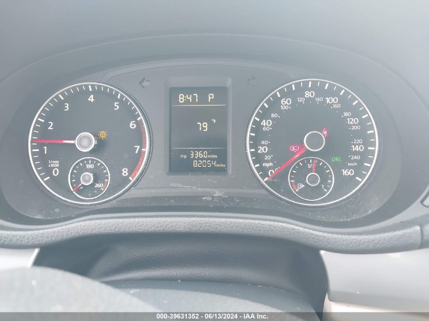 2015 Volkswagen Passat 1.8T Limited Edition VIN: 1VWAT7A35FC113010 Lot: 39631352