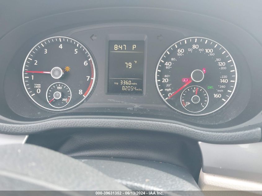 2015 Volkswagen Passat 1.8T Limited Edition VIN: 1VWAT7A35FC113010 Lot: 39631352