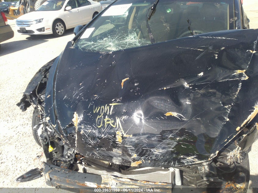 2012 Hyundai Elantra Gls VIN: 5NPDH4AE4CH091857 Lot: 39631559