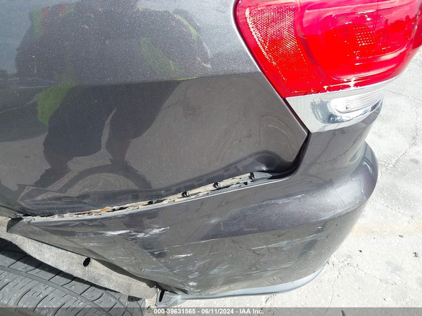 2017 Jeep Grand Cherokee Limited 4X2 VIN: 1C4RJEBG5HC712753 Lot: 39631565