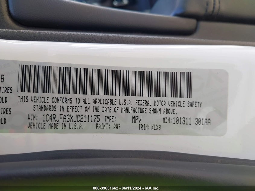 2018 Jeep Grand Cherokee Altitude 4X4 VIN: 1C4RJFAGXJC211175 Lot: 39631662