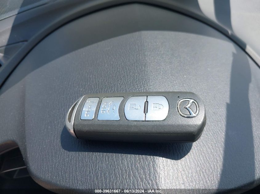 2018 Mazda Mazda3 Sport VIN: 3MZBN1U77JM231304 Lot: 39631667