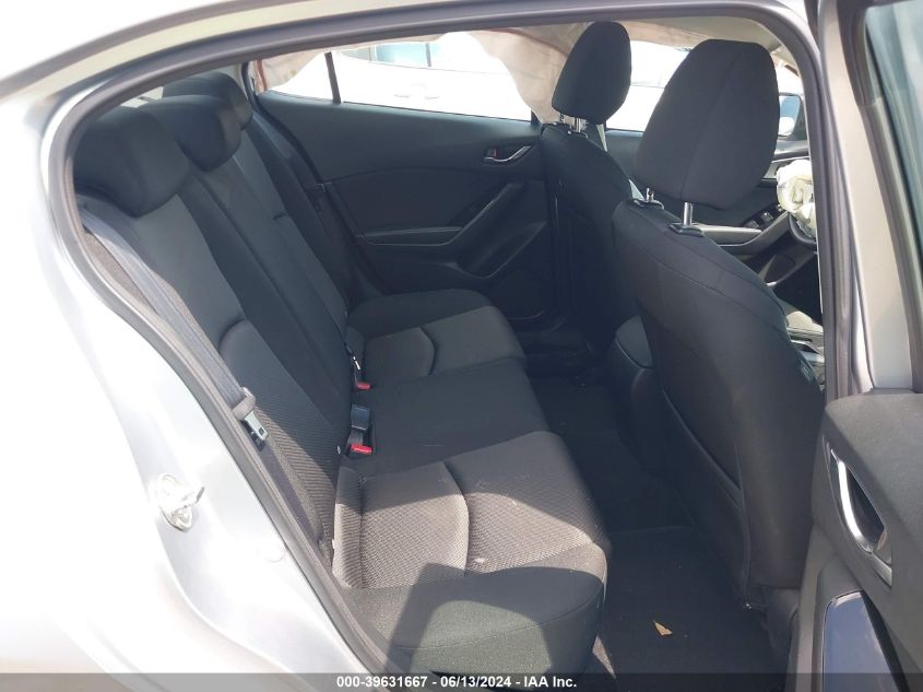 2018 Mazda Mazda3 Sport VIN: 3MZBN1U77JM231304 Lot: 39631667