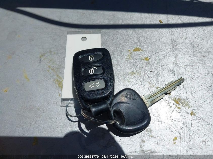 2009 Kia Optima Lx VIN: KNAGE228895352044 Lot: 39631770