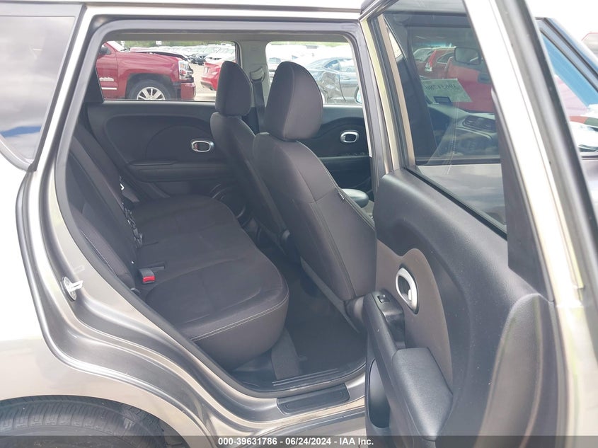 2016 KIA SOUL - KNDJN2A22G7300884