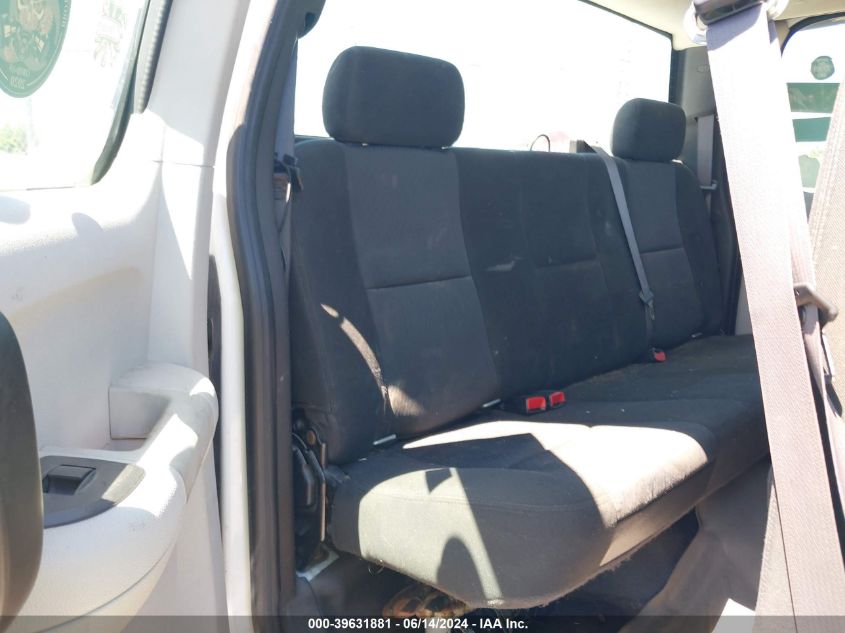 2011 GMC Sierra 2500Hd Work Truck VIN: 1GT22ZCG7BZ326604 Lot: 39631881