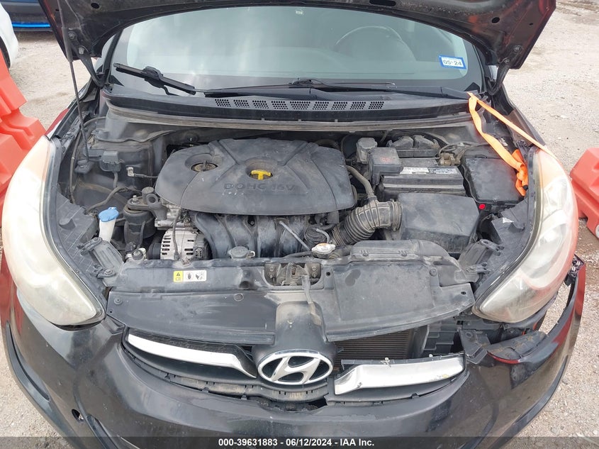 2013 Hyundai Elantra Limited VIN: 5NPDH4AE4DH405055 Lot: 39631883