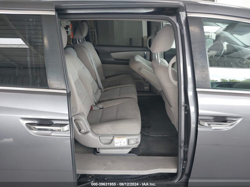 2016 Honda Odyssey Se VIN: 5FNRL5H32GB085509 Lot: 39631955