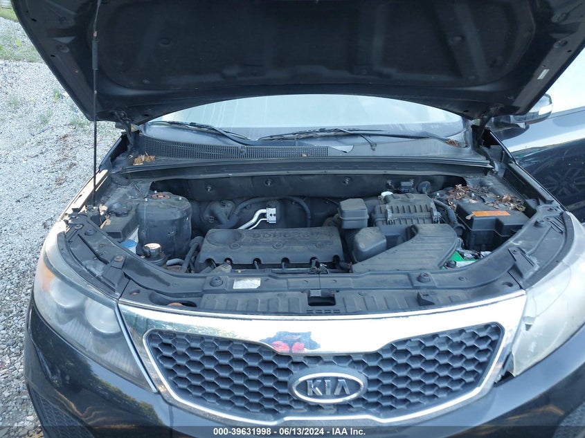 2011 Kia Sorento Lx VIN: 5XYKT3A12BG079676 Lot: 39648819