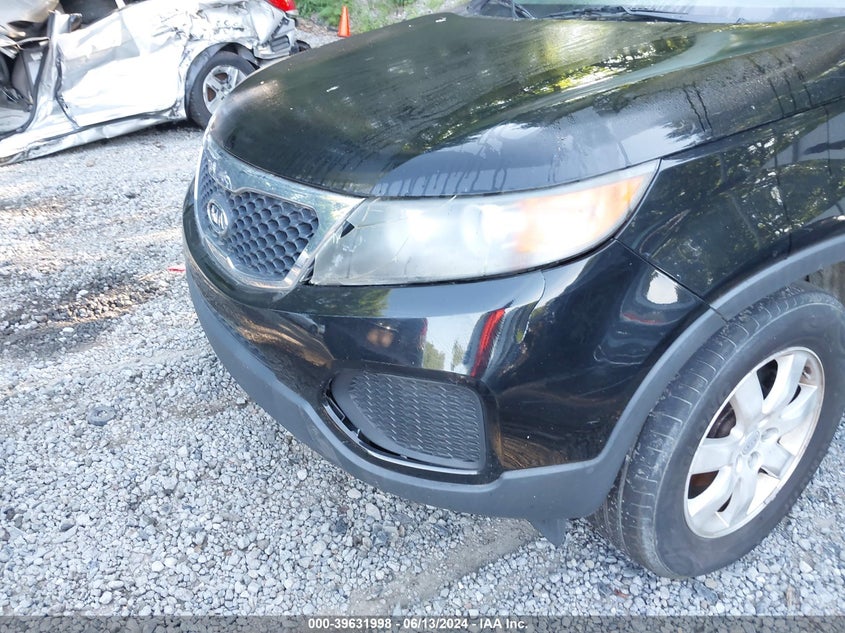 2011 Kia Sorento Lx VIN: 5XYKT3A12BG079676 Lot: 39648819