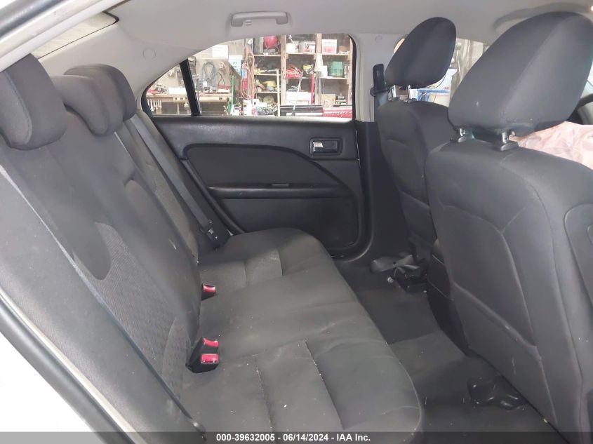 2010 Ford Fusion Se VIN: 3FAHP0HG7AR196493 Lot: 39632005