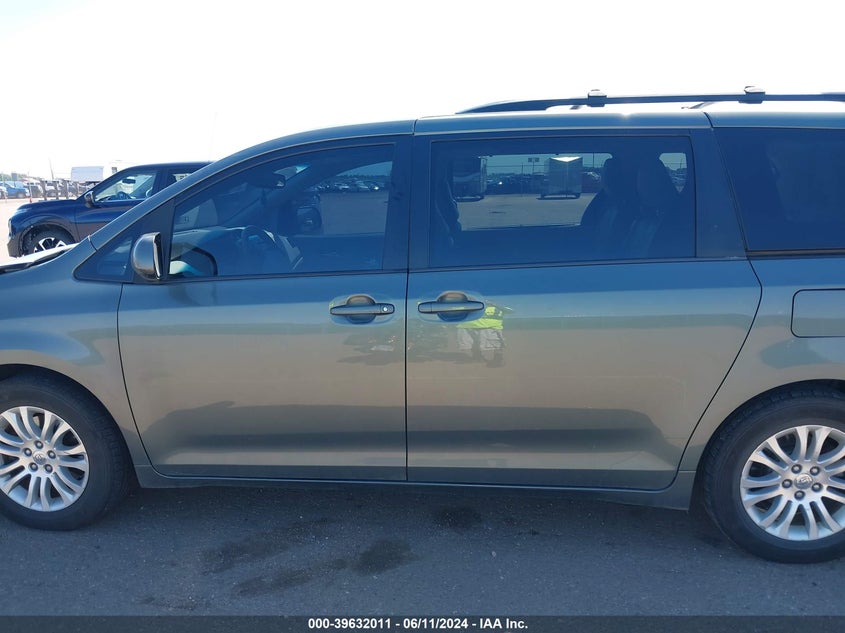 2013 Toyota Sienna Xle V6 8 Passenger VIN: 5TDYK3DC0DS397456 Lot: 39632011