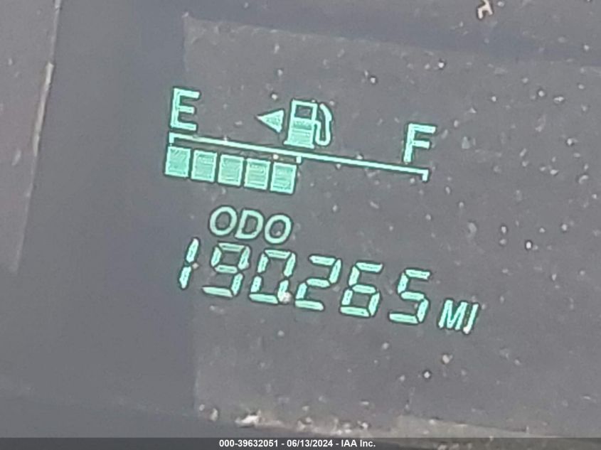 2004 Toyota Prius VIN: JTDKB20U140073174 Lot: 39632051