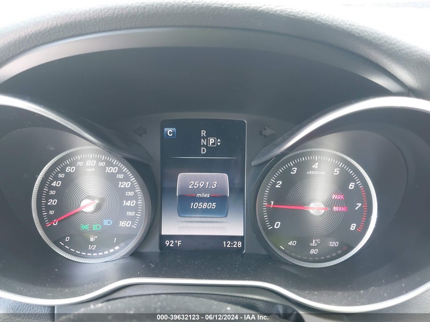 2015 Mercedes-Benz C 300 4Matic/Luxury 4Matic/Sport 4Matic VIN: 55SWF4KB5FU088017 Lot: 39632123