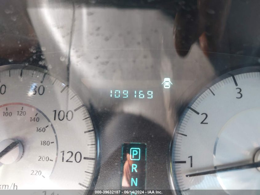 2010 Chrysler 300 Touring Plus VIN: 2C3CA1CV5AH297761 Lot: 39632187